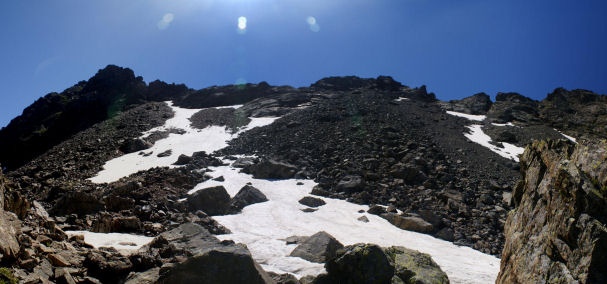 Vue vers le sommet 05petit.jpg