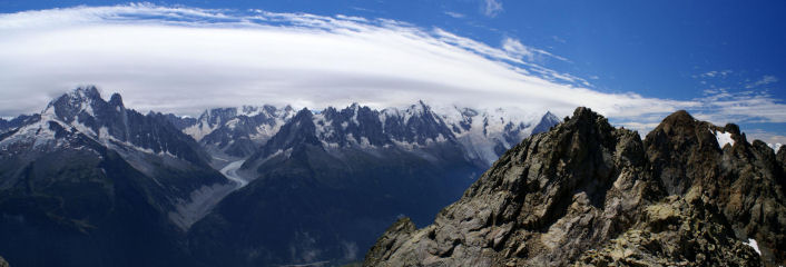Vue sur le sommet des Crochues 25petit.jpg