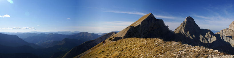 Sur la crête 25petit.jpg