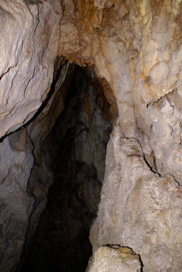 La grotte des 2 sœurs 06petit.jpg