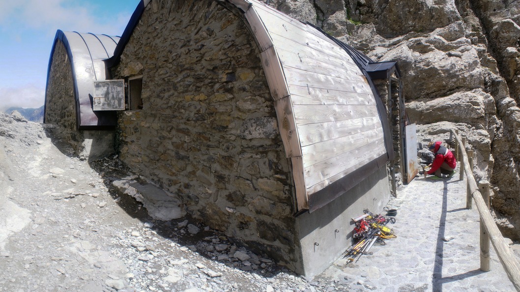 Le refuge de Tuquerouye B12petit.jpg
