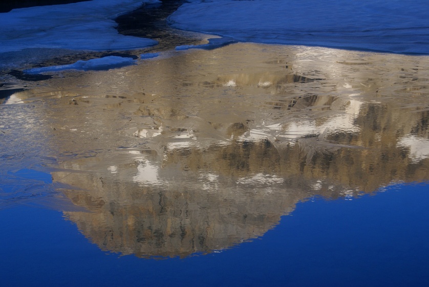 Reflet sur le Lac Glacé C02petit.jpg
