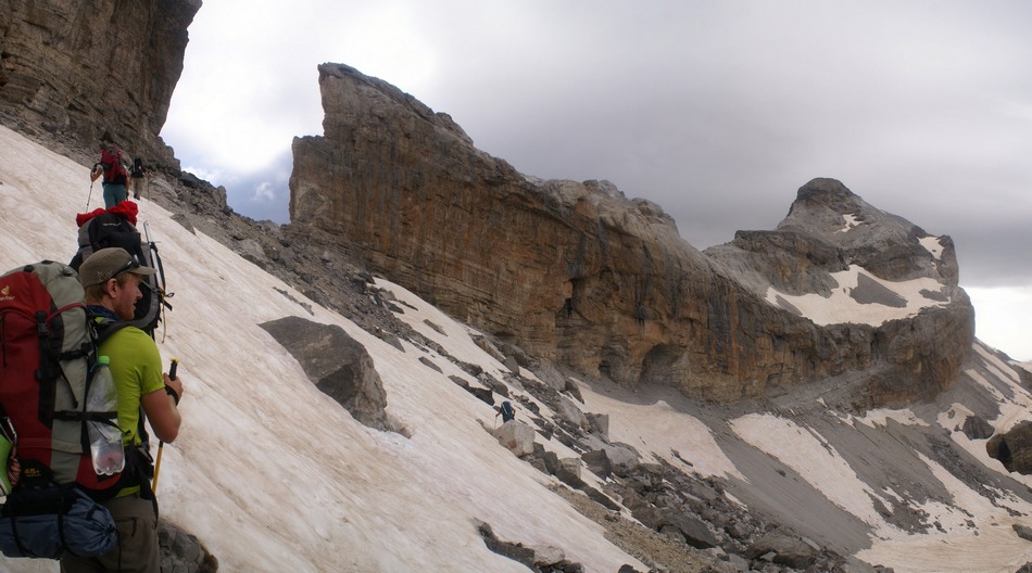 Vers la brèche de Roland E14petit.jpg