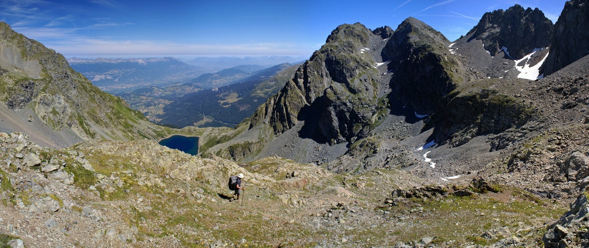 Descente vers le lac de Crop 13petit.jpg