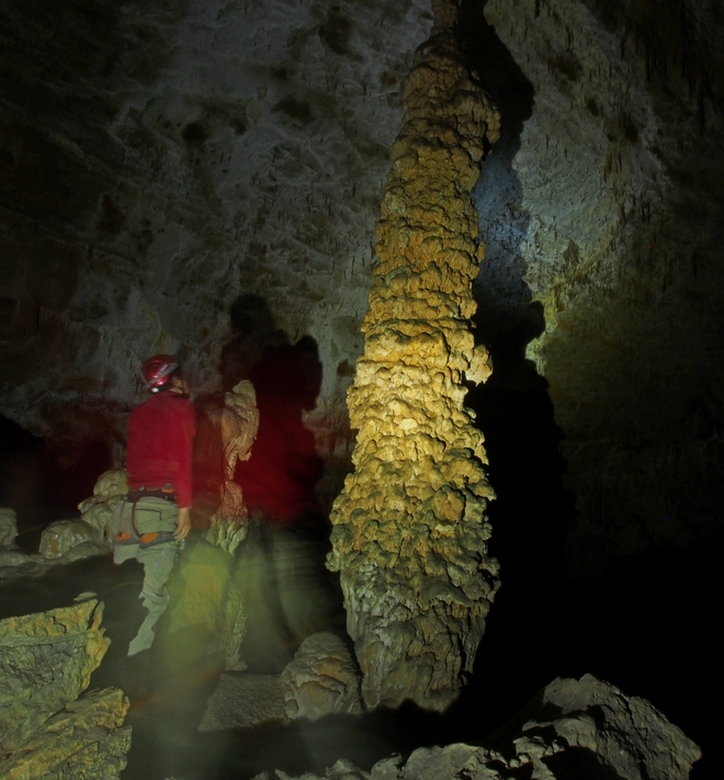 Stalagmite 13petit.jpg