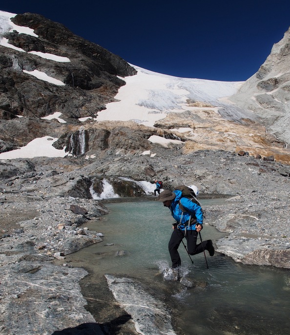 Passage torrent 24petit.jpg