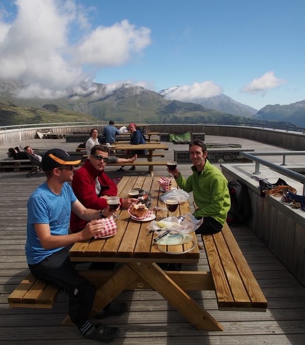 Réconfort sur la terrase 34petit.jpg