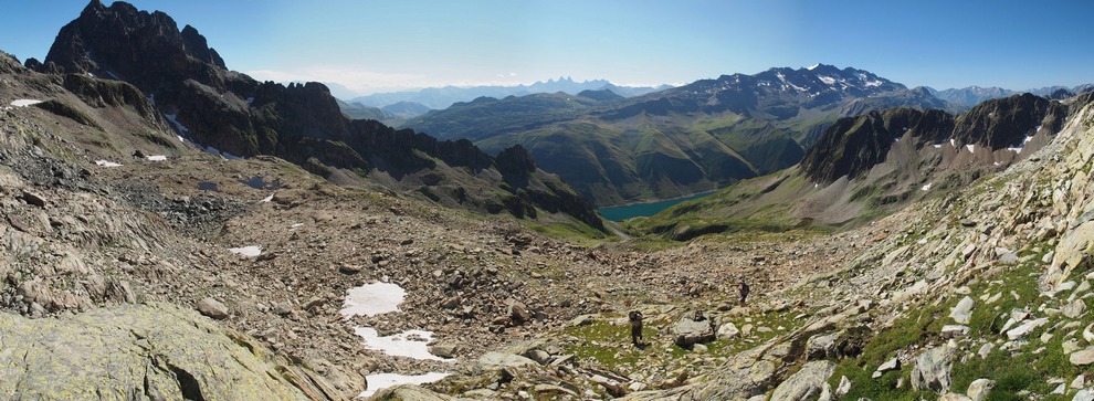 Vue sur les Aiguilles d'Argentière et les Grandes Rousses 07petit.jpg