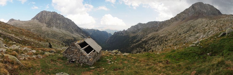 Cabane de Llardaneta 03petit.jpg