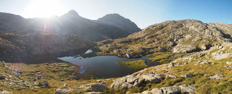 Lac des Alforches au petit matin 08petit.jpg
