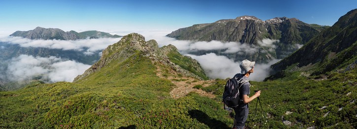 Au col 2202 devant le Taillefer 08petit.jpg
